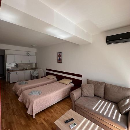 Apartments Nora Ohrid Bagian luar foto